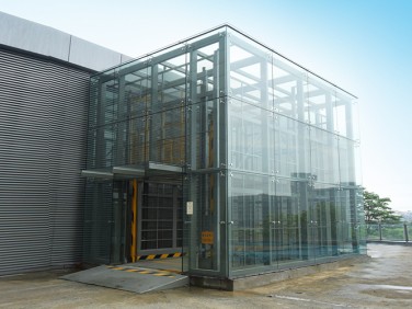 玻璃幕墻直頂式升降機(jī)