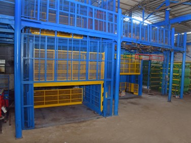 重載型液壓升降機