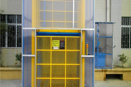 升降機的電氣控制箱應注意的問題