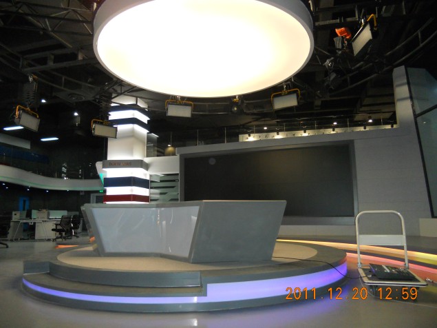 演播廳升降舞臺